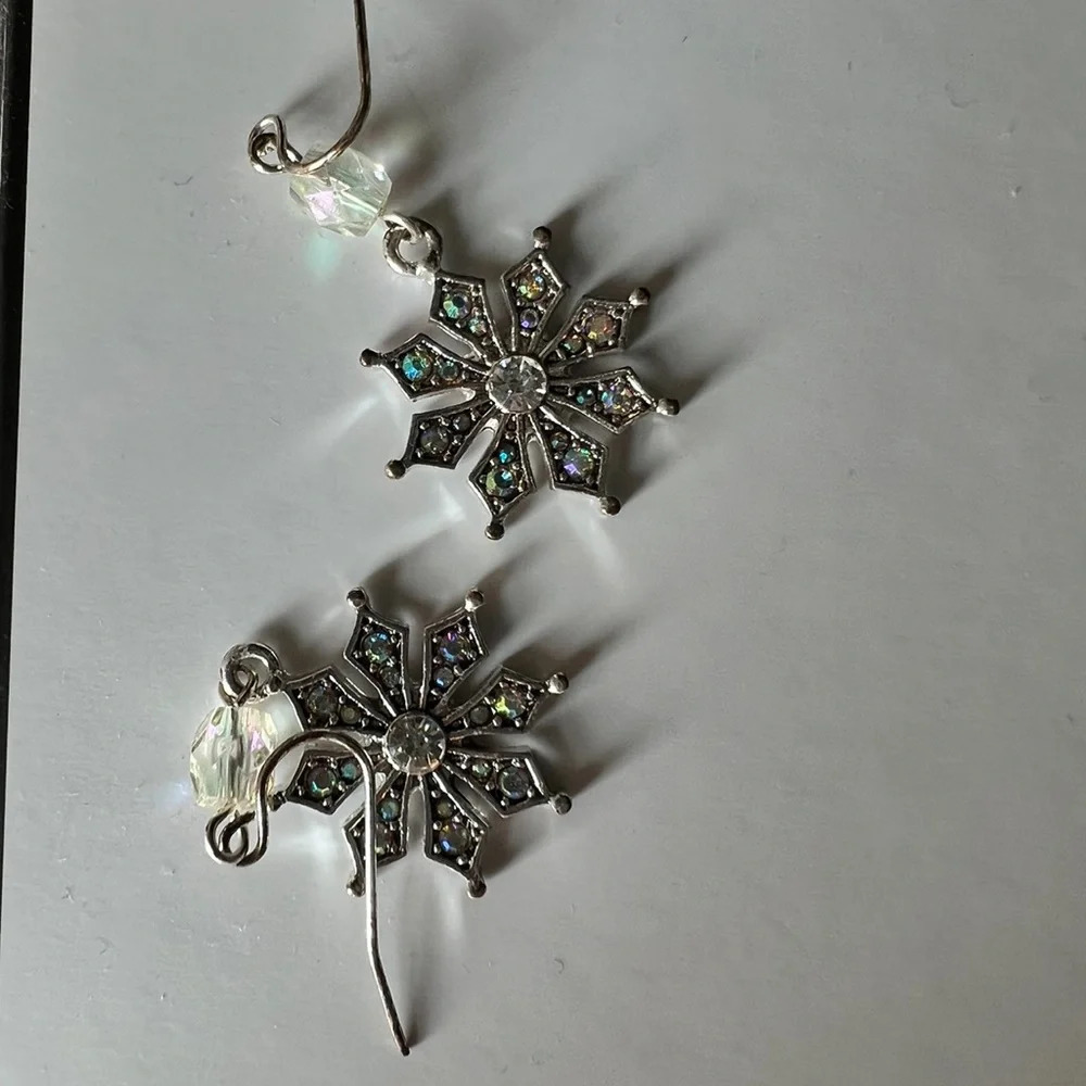 Vintage Style Rhinestone earrings